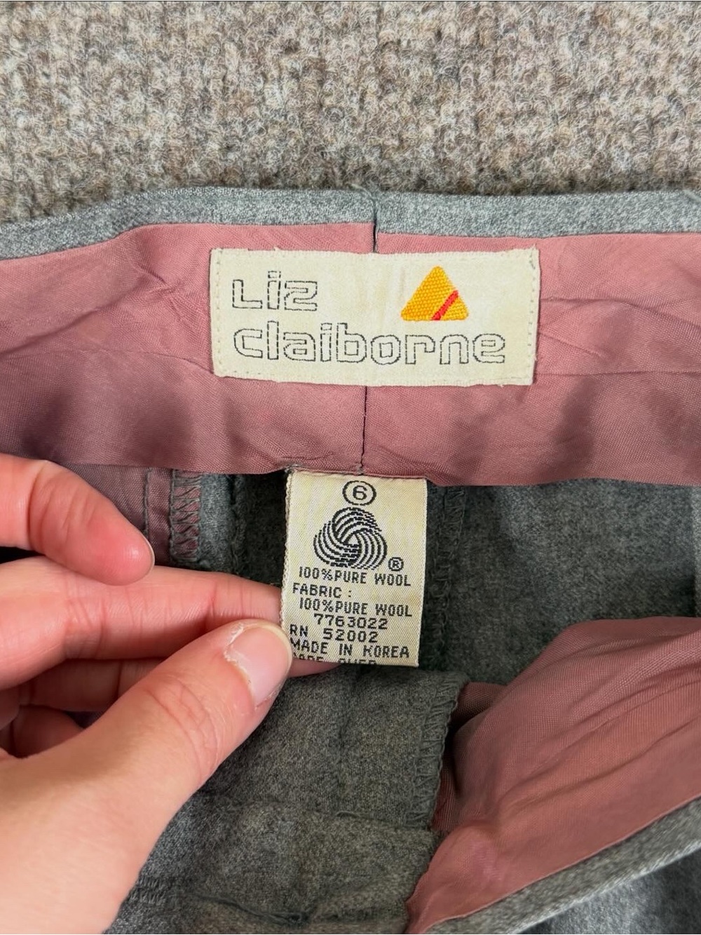 Vintage‎ Liz Claiborne Grey 100% Wool Tapered Leg Trouser Pants Womens Size 6 XS - Picture 4 of 12